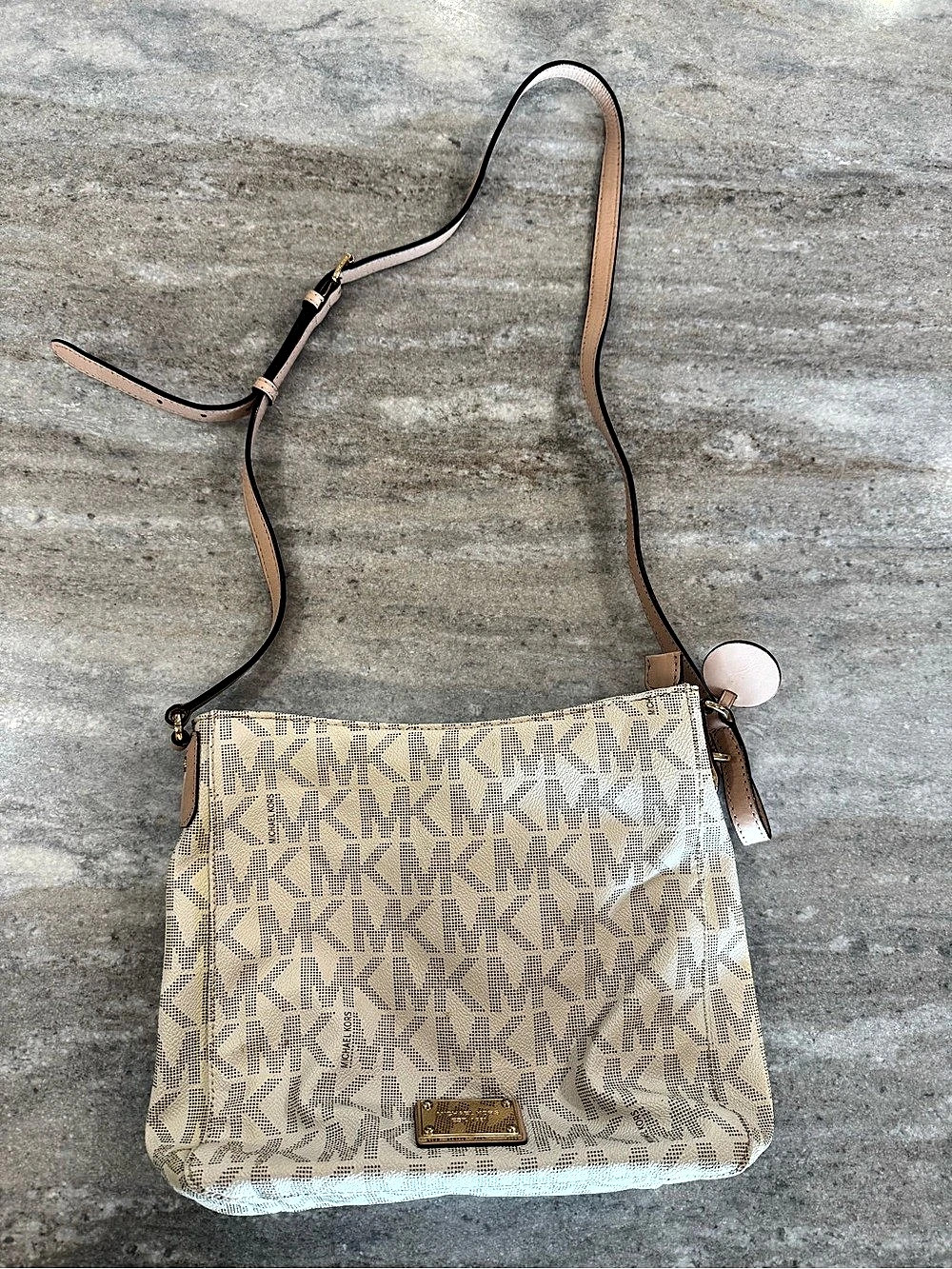 Michael Kors Geometric Crossbody in Beige & White